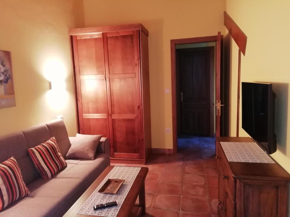 Apartamentos Rurales La Vina Onís Εξωτερικό φωτογραφία